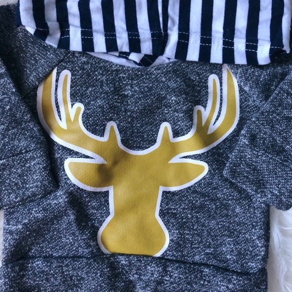 Grey Sweatshirt with Striped Hood - Picture 2 of 5